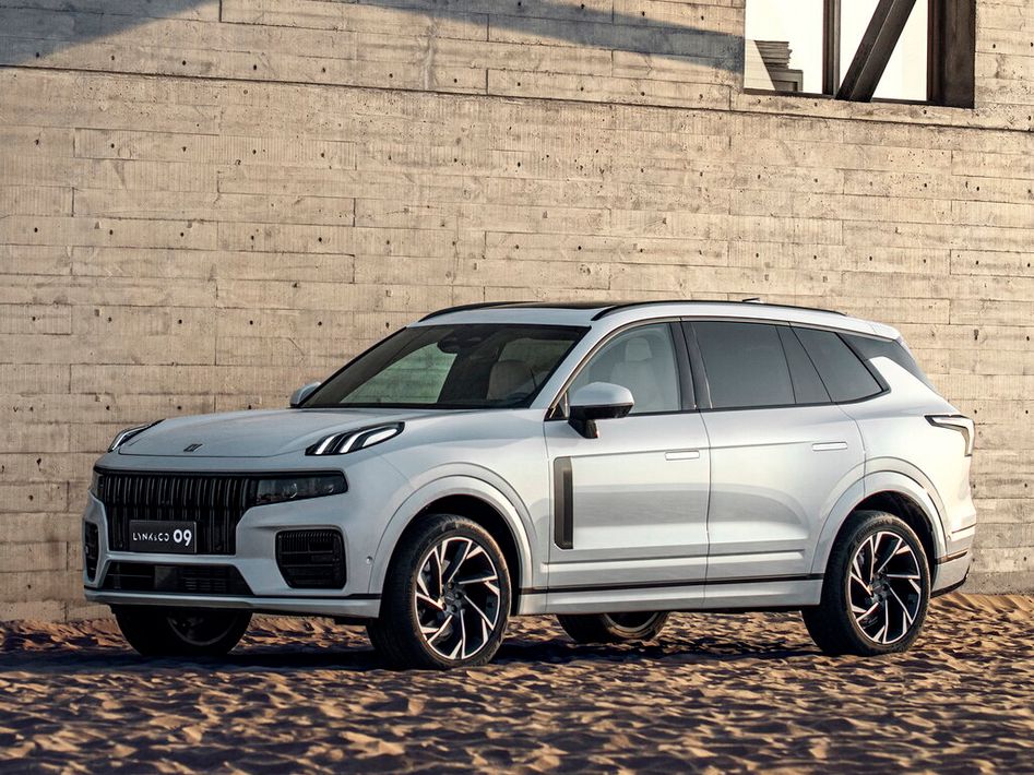 Lynk & Co 09