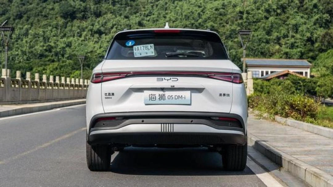 BYD Hai Bao 05 DM-i