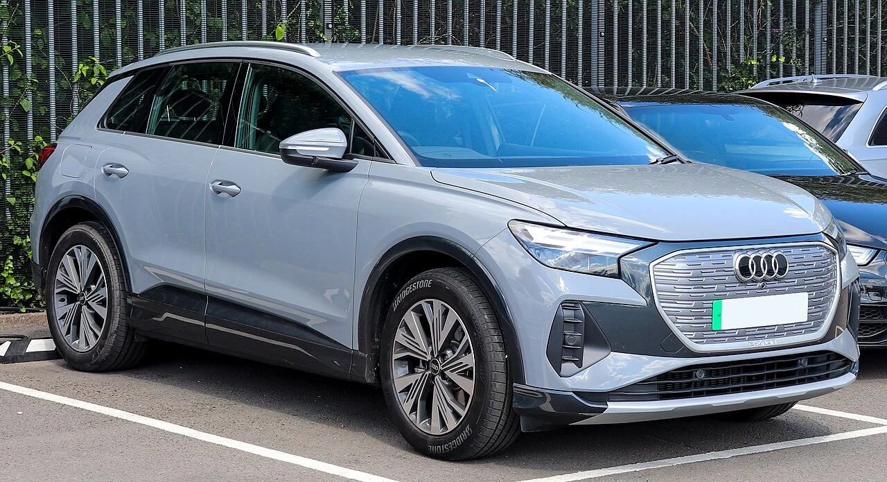 Audi Q4 e-tron — иллюстрация модели; поколение и комплектация объявления могут отличаться