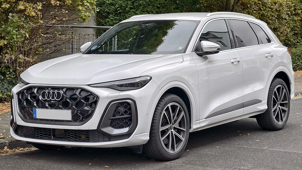 Audi Q5 — иллюстрация модели; поколение и комплектация объявления могут отличаться