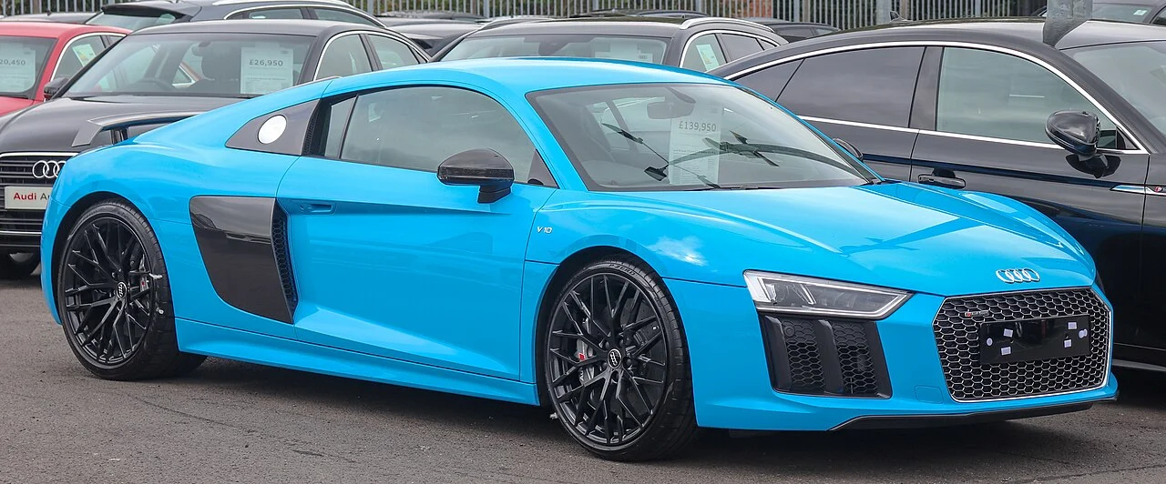 Audi R8 — иллюстрация модели; поколение и комплектация объявления могут отличаться