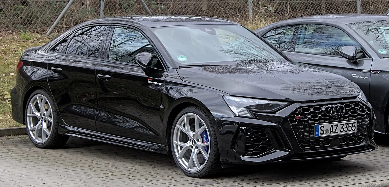 Audi RS3 — иллюстрация модели; поколение и комплектация объявления могут отличаться