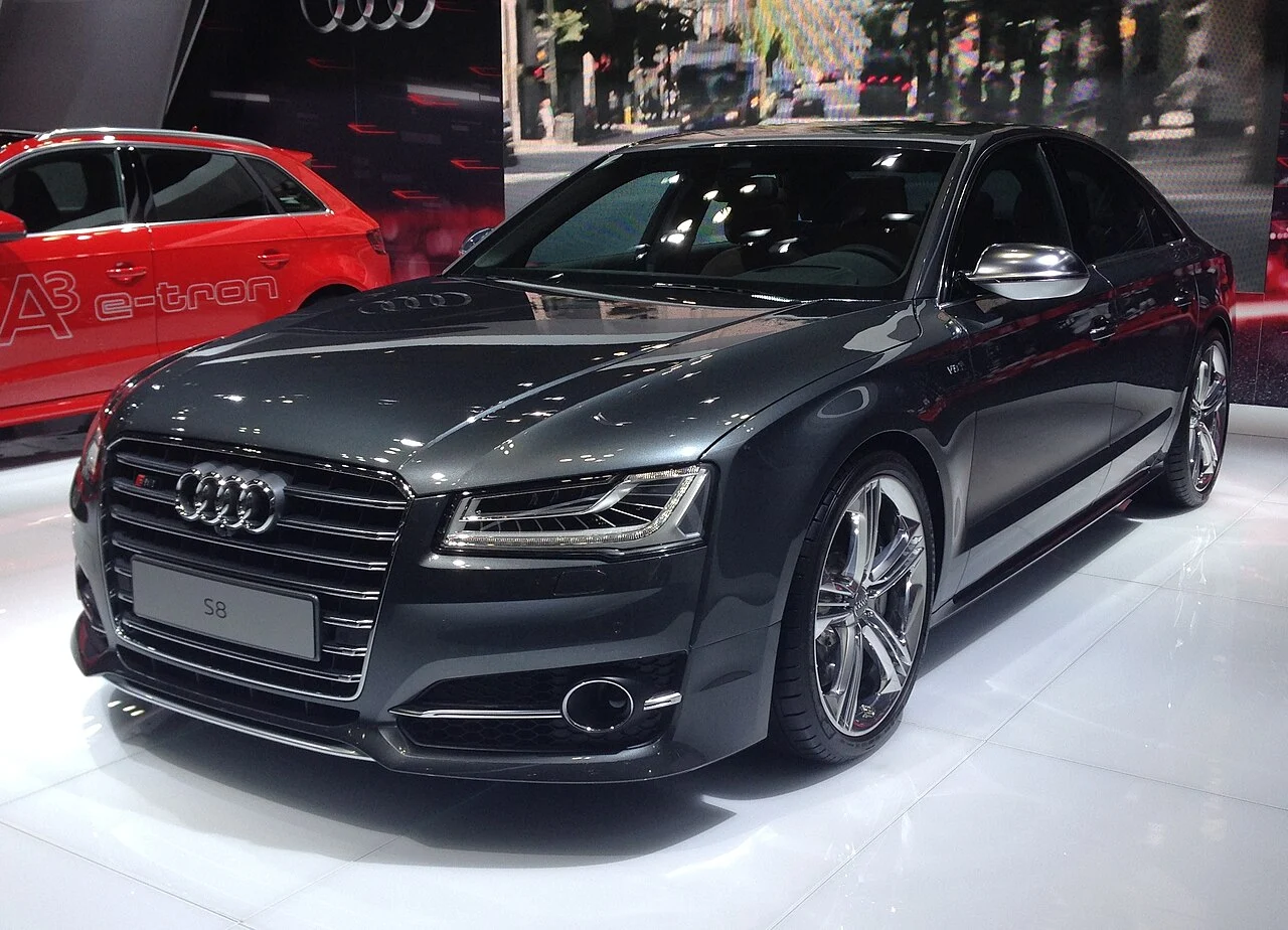 Audi S8 — иллюстрация модели; поколение и комплектация объявления могут отличаться
