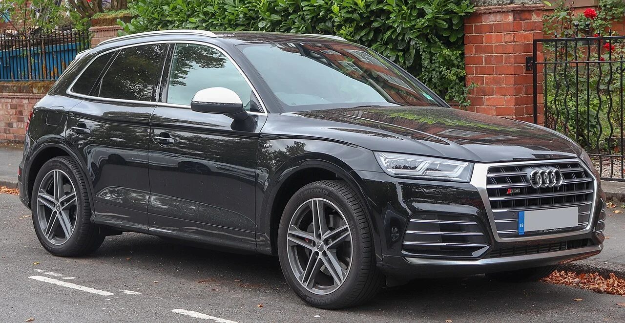 Audi SQ5 — иллюстрация модели; поколение и комплектация объявления могут отличаться