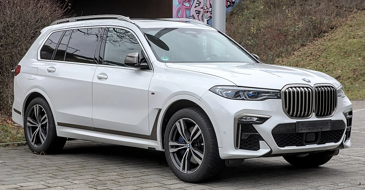 BMW X7 — иллюстрация модели; поколение и комплектация объявления могут отличаться