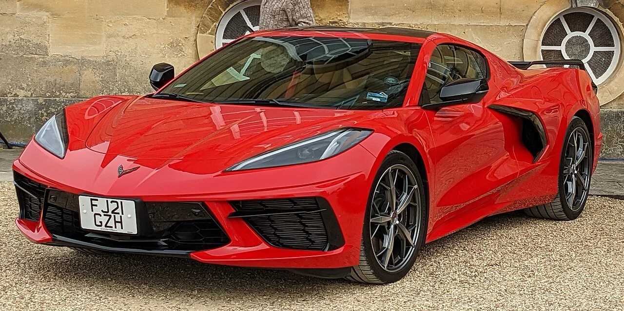 Chevrolet Corvette — иллюстрация модели; поколение и комплектация объявления могут отличаться