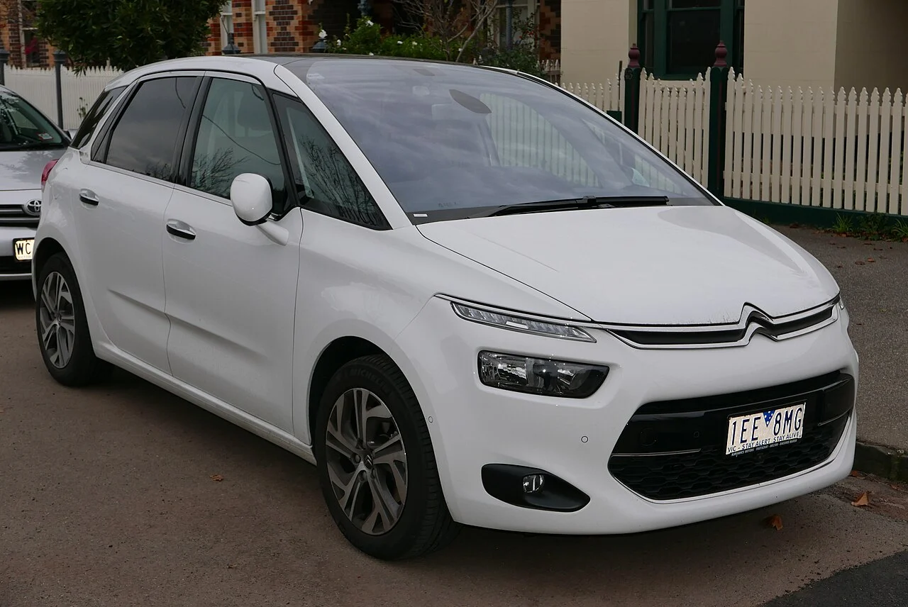 Citroen C4 Picasso — иллюстрация модели; поколение и комплектация объявления могут отличаться