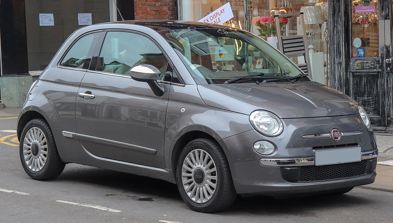 Fiat 500 — иллюстрация модели; поколение и комплектация объявления могут отличаться