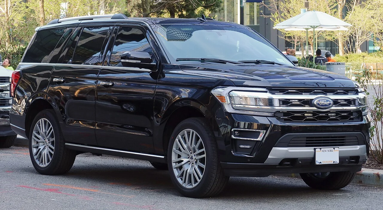 Ford Expedition — иллюстрация модели; поколение и комплектация объявления могут отличаться