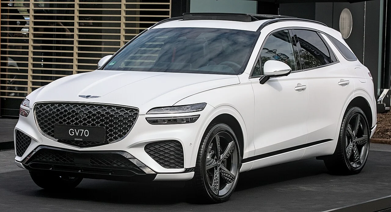 Genesis GV70 — иллюстрация модели; поколение и комплектация объявления могут отличаться