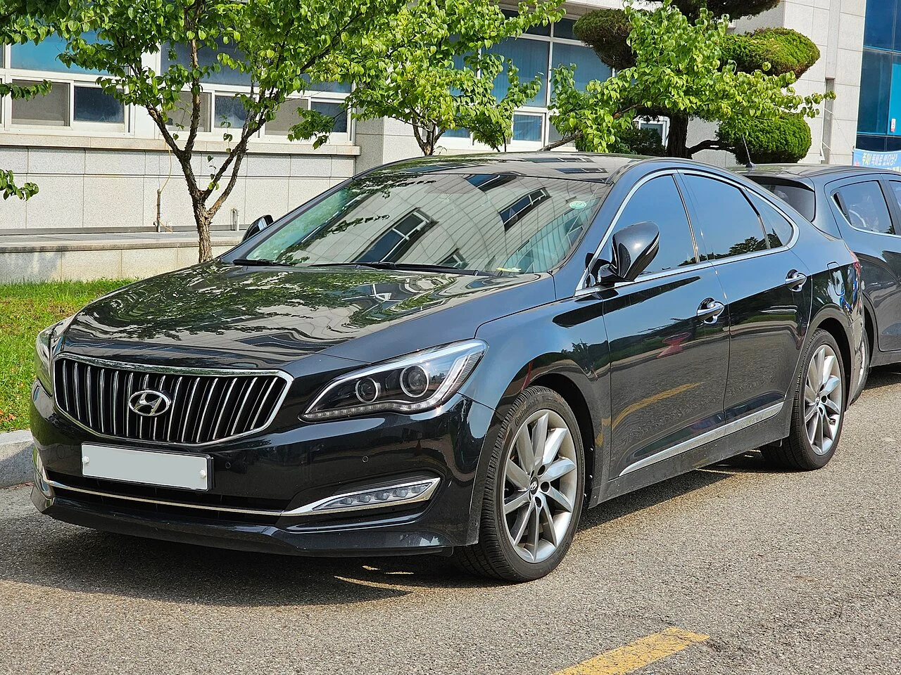 Hyundai Aslan — иллюстрация модели; поколение и комплектация объявления могут отличаться