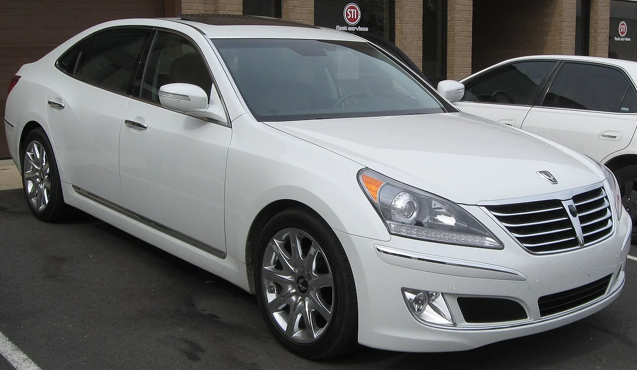 Hyundai Equus — иллюстрация модели; поколение и комплектация объявления могут отличаться