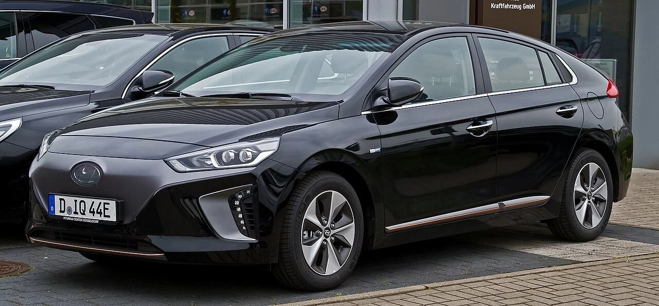 Hyundai Ioniq — иллюстрация модели; поколение и комплектация объявления могут отличаться