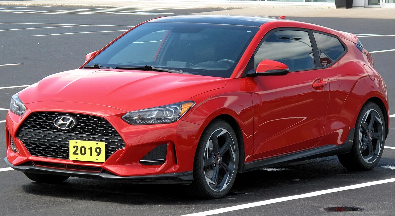 Hyundai Veloster — иллюстрация модели; поколение и комплектация объявления могут отличаться