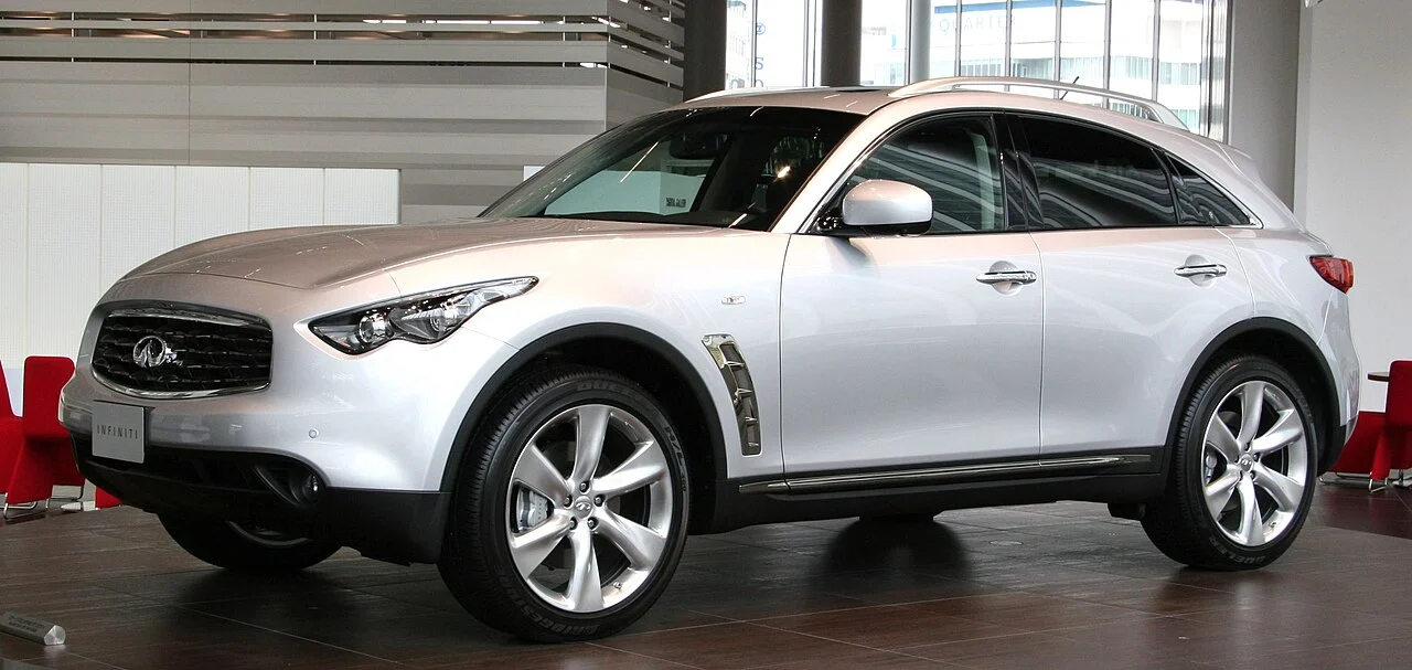 Infiniti FX — иллюстрация модели; поколение и комплектация объявления могут отличаться