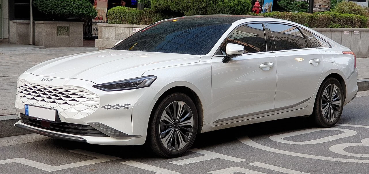 Kia K8 — иллюстрация модели; поколение и комплектация объявления могут отличаться