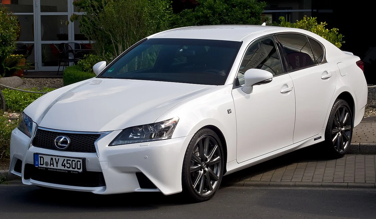 Lexus GS — иллюстрация модели; поколение и комплектация объявления могут отличаться