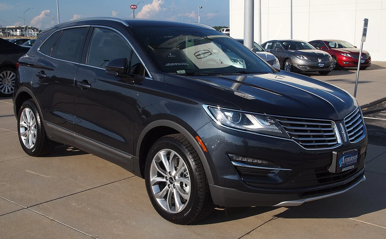 Lincoln MKC — иллюстрация модели; поколение и комплектация объявления могут отличаться