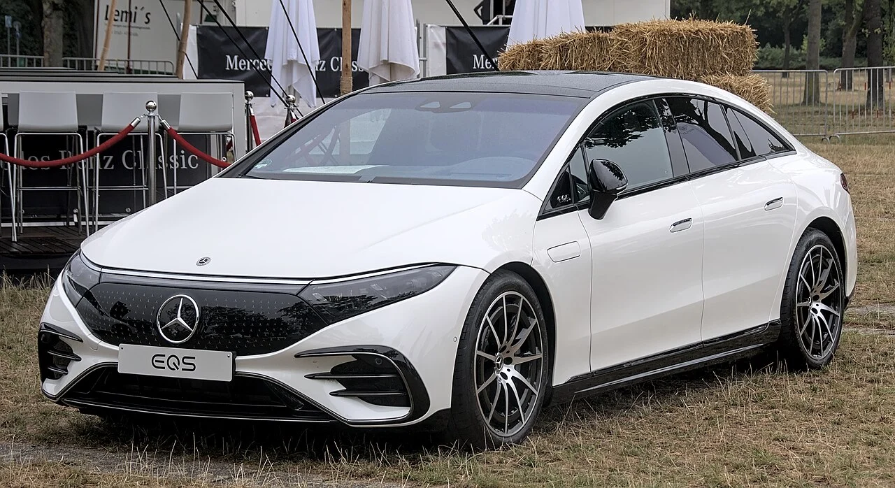 Mercedes-Benz EQS — иллюстрация модели; поколение и комплектация объявления могут отличаться