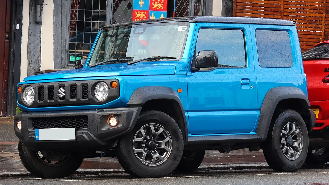 Suzuki Jimny — иллюстрация модели; поколение и комплектация объявления могут отличаться