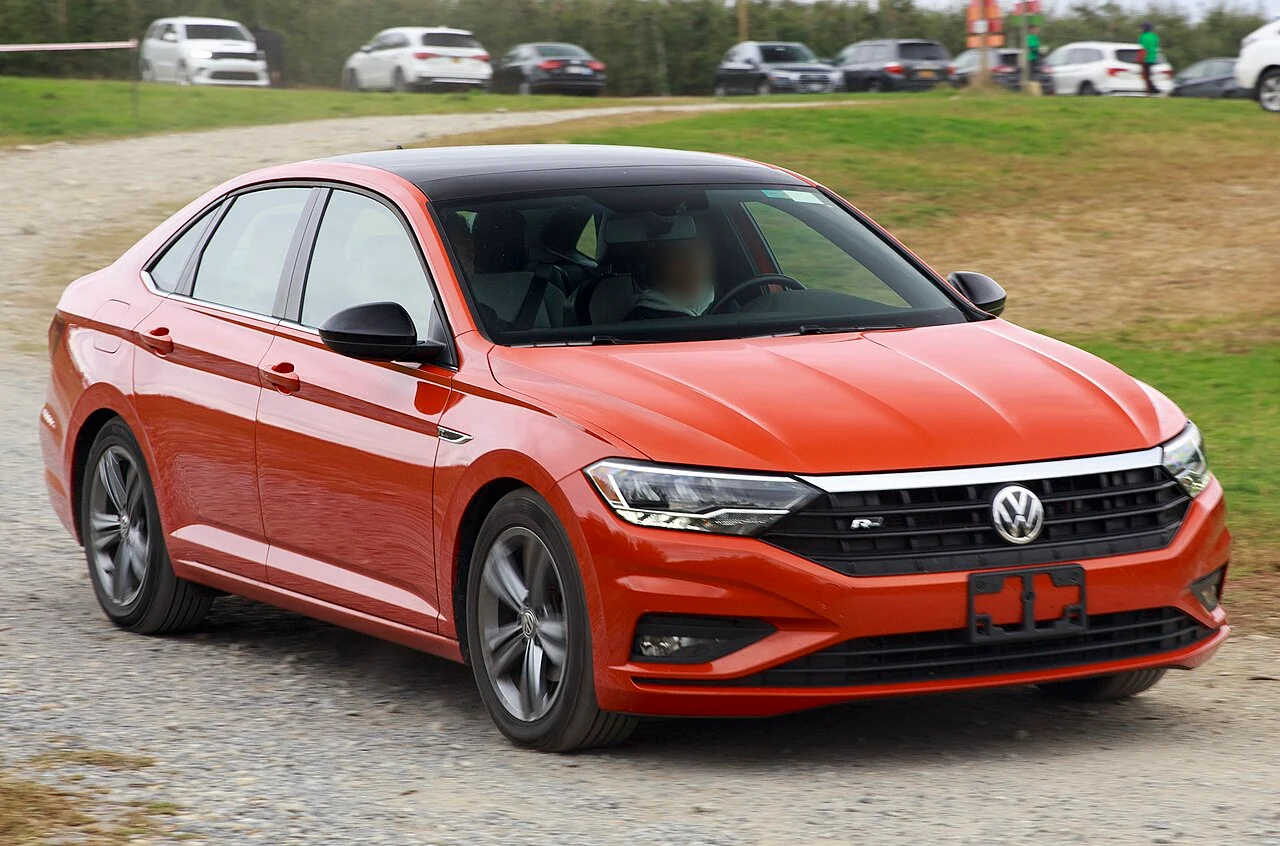 Volkswagen Jetta — иллюстрация модели; поколение и комплектация объявления могут отличаться