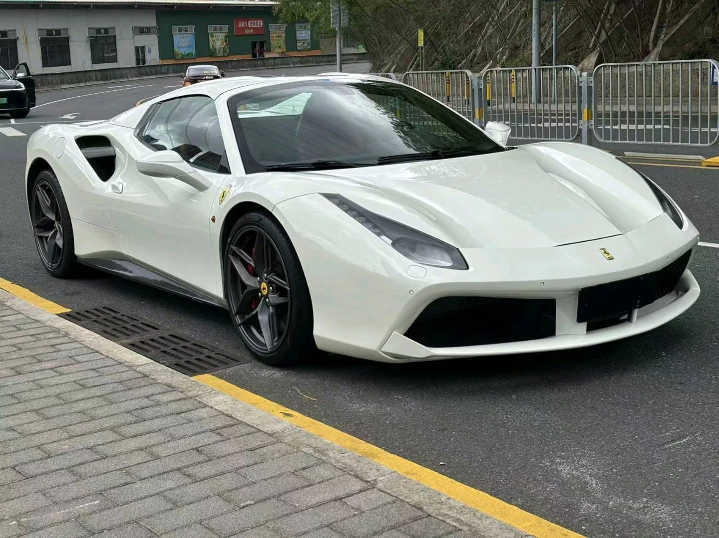 Ferrari 488