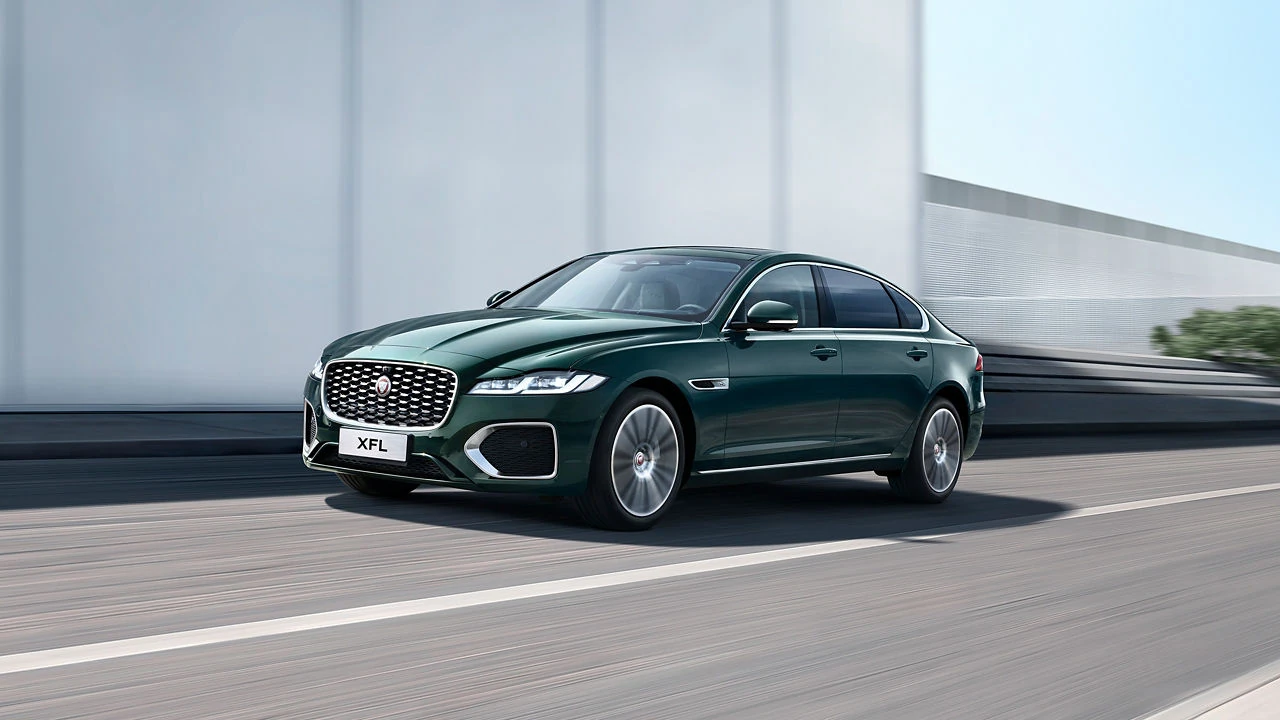Jaguar XFL