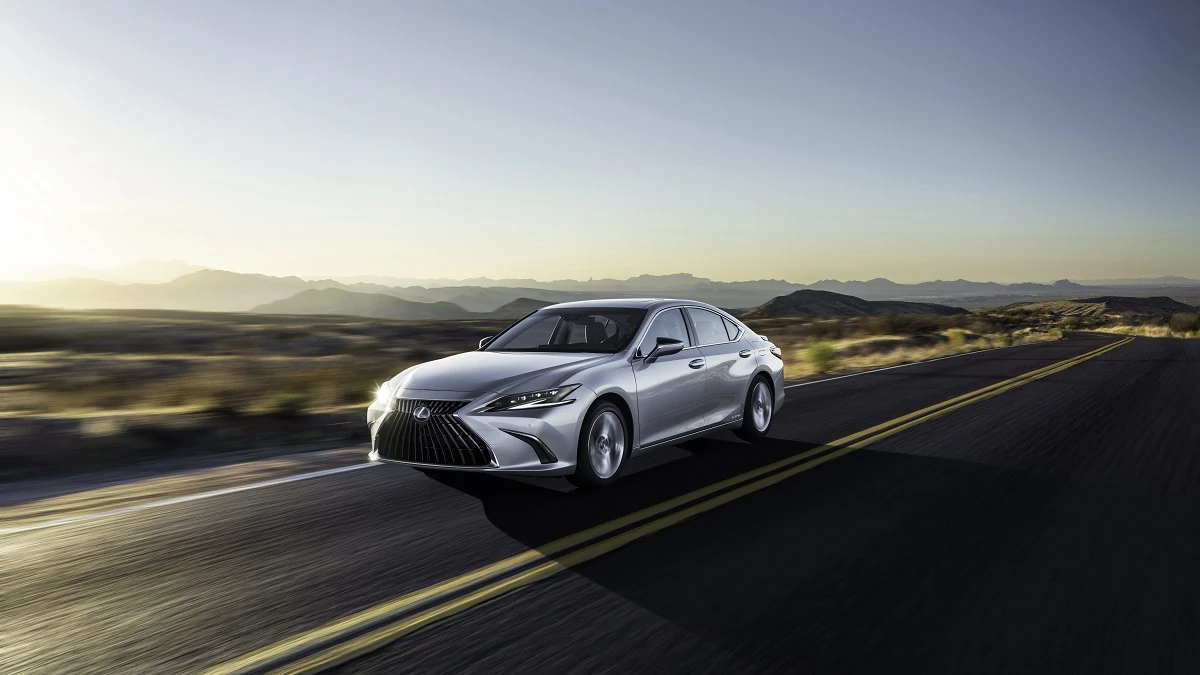 Lexus ES