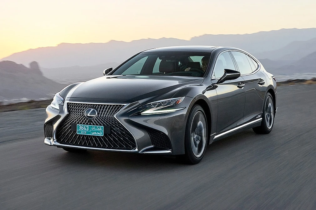 Lexus LS