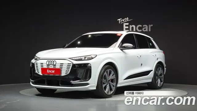 Audi SQ6 e-tron — пример автомобиля с корейского рынка; комплектация выбранного объявления может отличаться