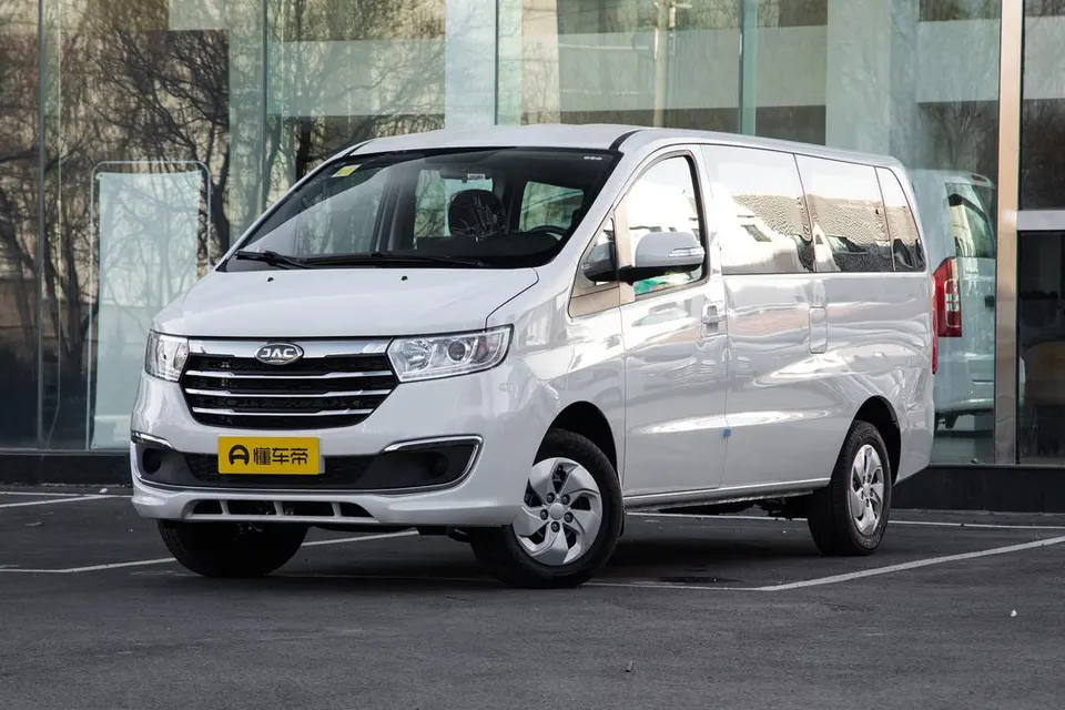 JAC Refine (Sollers) M3 PHEV — пример автомобиля с китайского рынка; комплектация выбранного объявления может отличаться