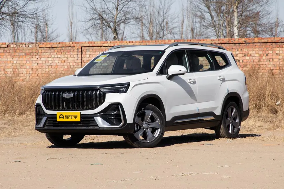 Geely Haoyue L — пример автомобиля с китайского рынка; комплектация выбранного объявления может отличаться