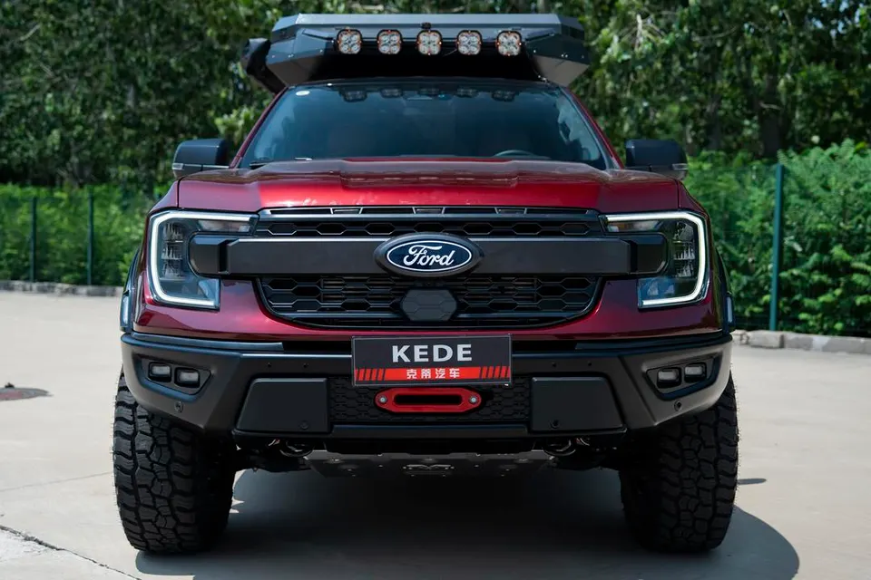 KEDE Monster SV3 — пример автомобиля с китайского рынка; комплектация выбранного объявления может отличаться