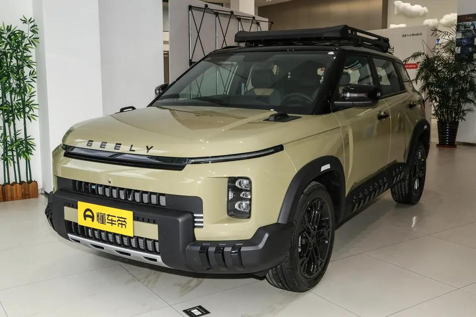 Geely Cowboy — пример автомобиля с китайского рынка; комплектация выбранного объявления может отличаться