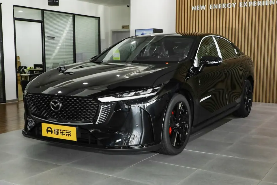 Mazda EZ-6 — пример автомобиля с китайского рынка; комплектация выбранного объявления может отличаться