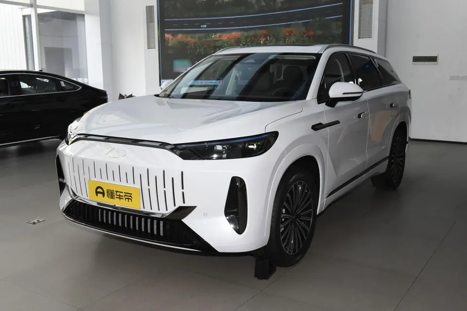 Chery Fulwin T10 — пример автомобиля с китайского рынка; комплектация выбранного объявления может отличаться