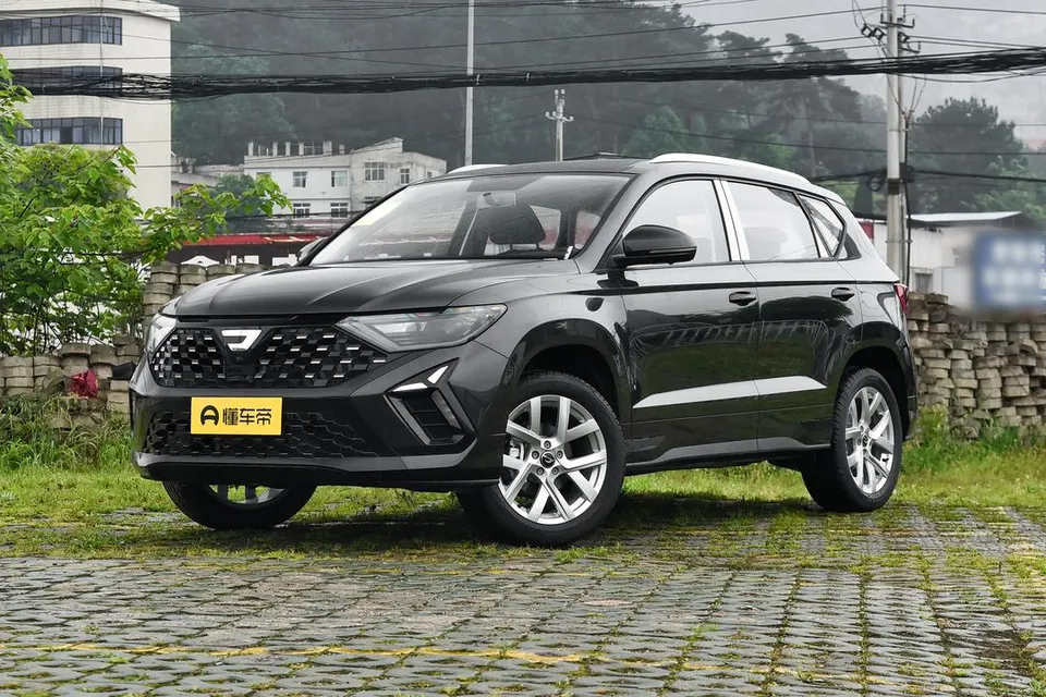 Jetta VS5 — пример автомобиля с китайского рынка; комплектация выбранного объявления может отличаться