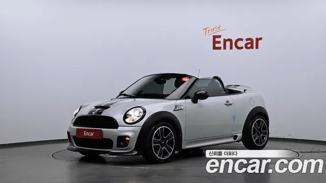 MINI Roadster — пример автомобиля с корейского рынка; комплектация выбранного объявления может отличаться