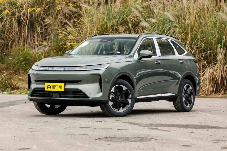 Haval H6L — пример автомобиля с китайского рынка; комплектация выбранного объявления может отличаться
