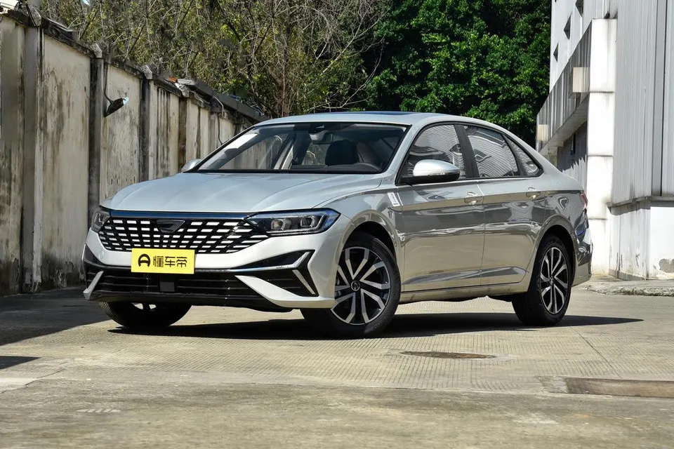 Jetta VA7 — пример автомобиля с китайского рынка; комплектация выбранного объявления может отличаться