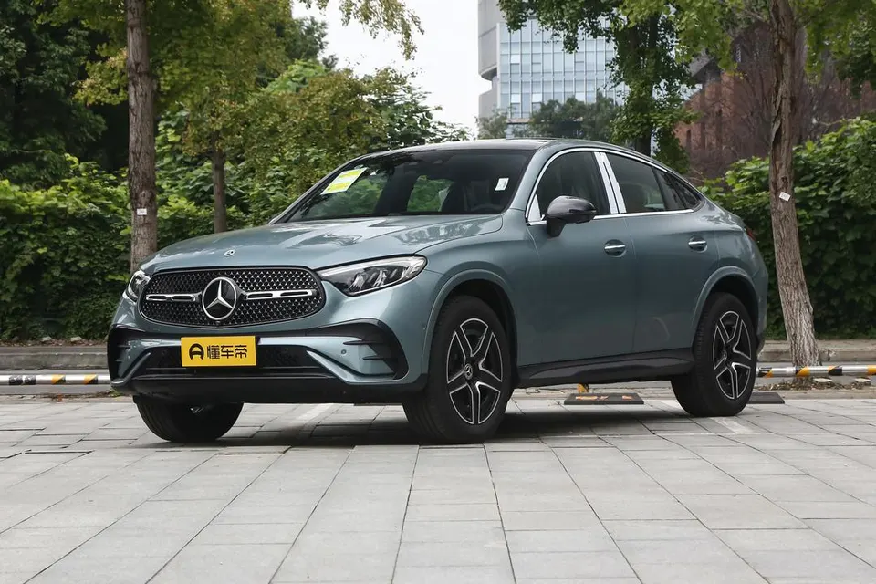 Mercedes-Benz GLC Coupe — пример автомобиля с китайского рынка; комплектация выбранного объявления может отличаться