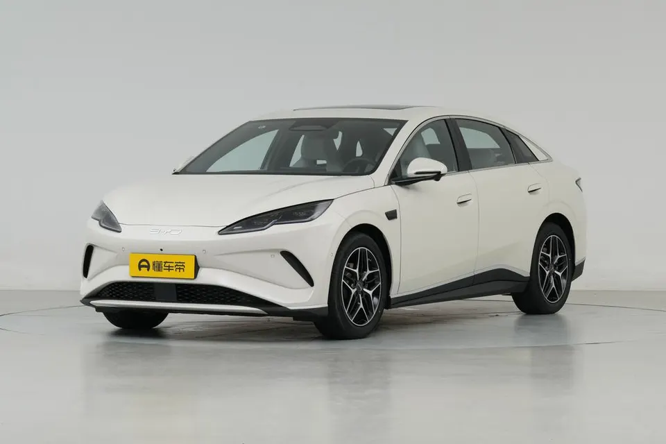 BYD Seal 06 EV — пример автомобиля с китайского рынка; комплектация выбранного объявления может отличаться