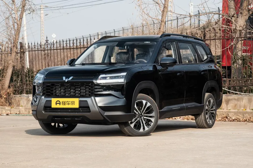 Wuling Xingguang 560 PHEV — пример автомобиля с китайского рынка; комплектация выбранного объявления может отличаться