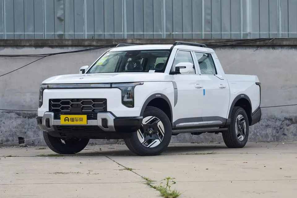 Dongfeng Zhengzhou Nissan Z9 GE PHEV — пример автомобиля с китайского рынка; комплектация выбранного объявления может отличаться