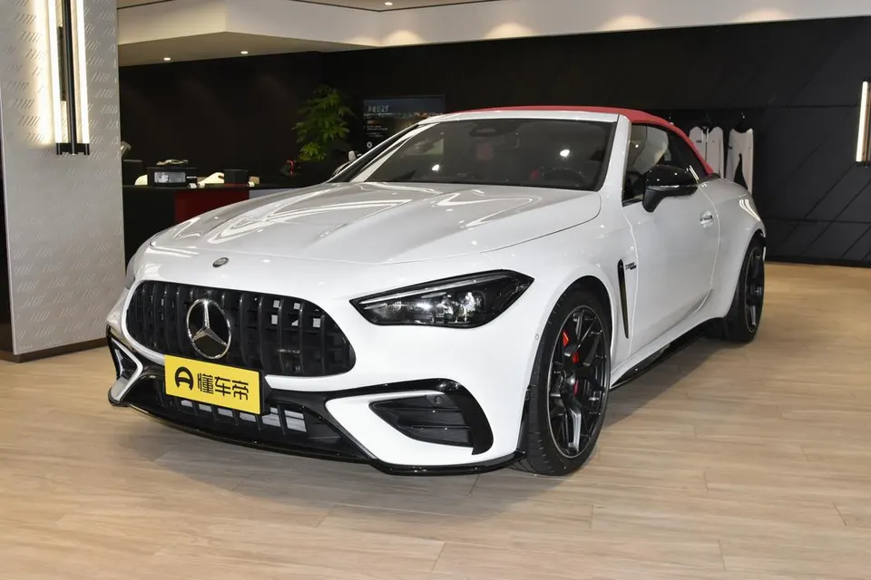 Mercedes-Benz CLE-Class AMG — пример автомобиля с китайского рынка; комплектация выбранного объявления может отличаться