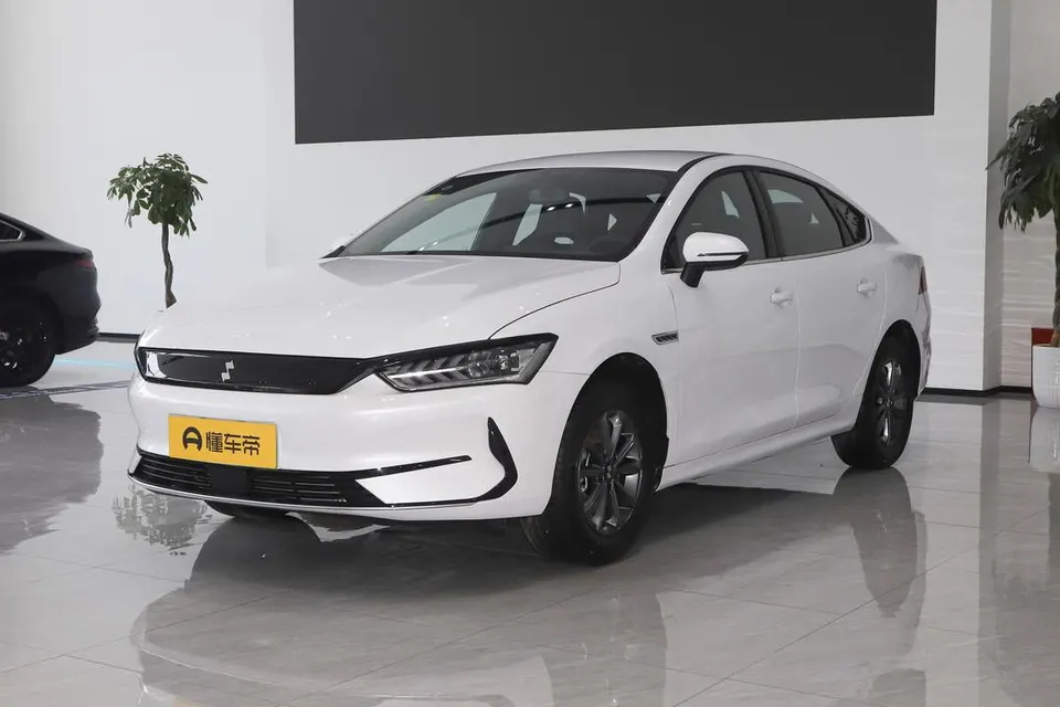 BYD Linghui e5 EV — пример автомобиля с китайского рынка; комплектация выбранного объявления может отличаться