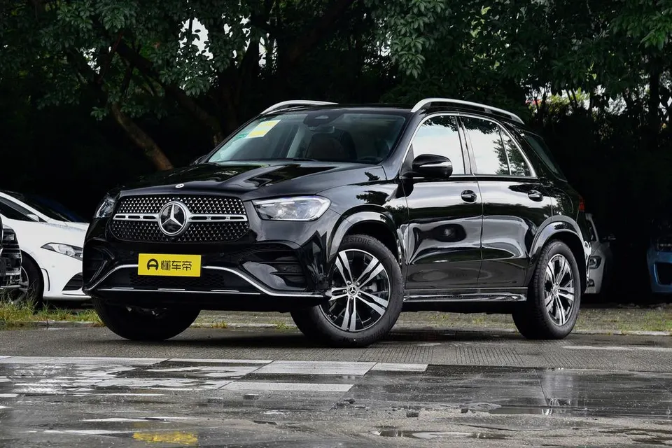 Mercedes-Benz GLE PHEV — пример автомобиля с китайского рынка; комплектация выбранного объявления может отличаться
