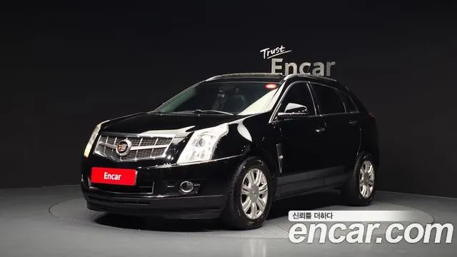 Cadillac SRX — пример автомобиля с корейского рынка; комплектация выбранного объявления может отличаться