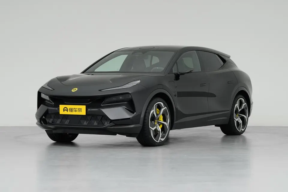 Lotus Eletre — пример автомобиля с китайского рынка; комплектация выбранного объявления может отличаться