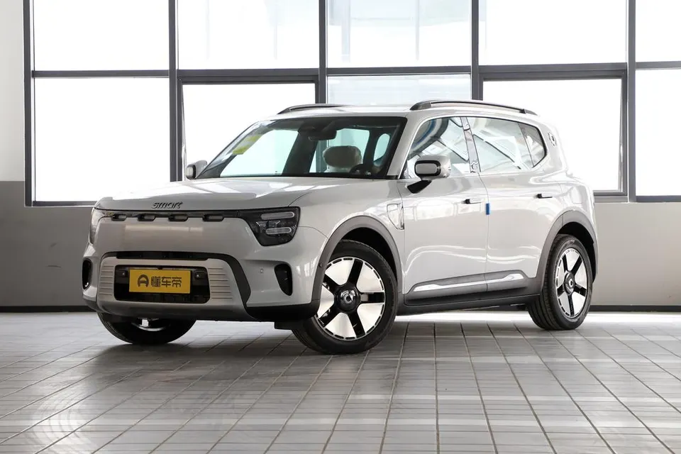 Smart #5 EHD Super Hybrid — пример автомобиля с китайского рынка; комплектация выбранного объявления может отличаться
